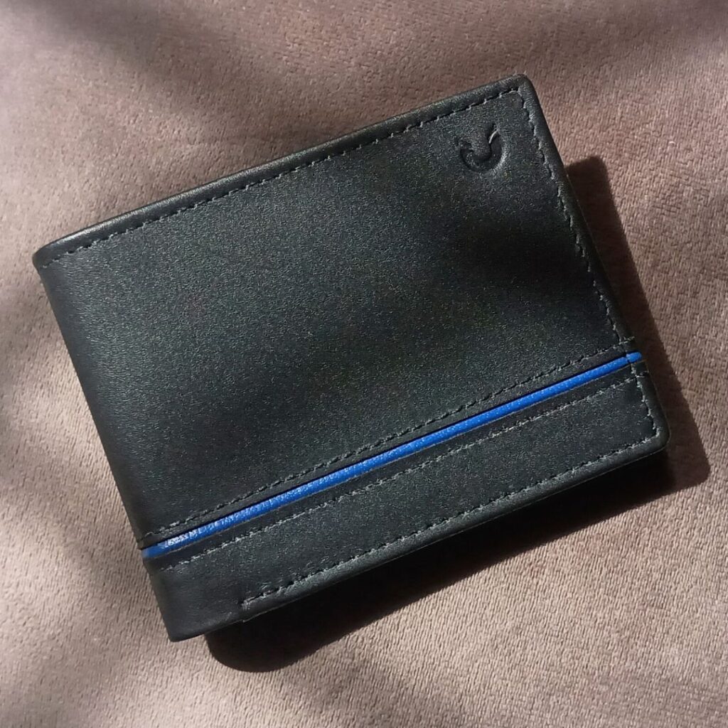 Urban Forest Men's Genuine Leather Wallet - Black/Blue Contemporary Design, Multiple Compartments